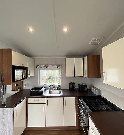 Tarka Holiday Park Ashford  Εξωτερικό φωτογραφία
